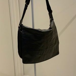 BOSS MEN BLACK LEATHER CROSSBODY SHOULDER BAG